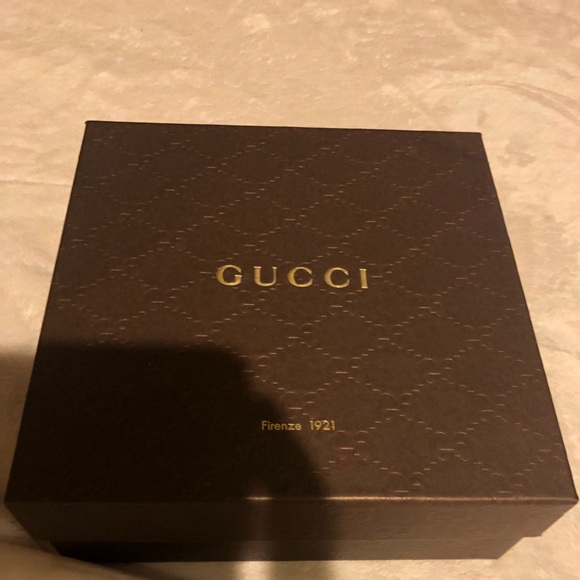 WHITE LEATHER GUCCI BELT - Picture 4 of 4